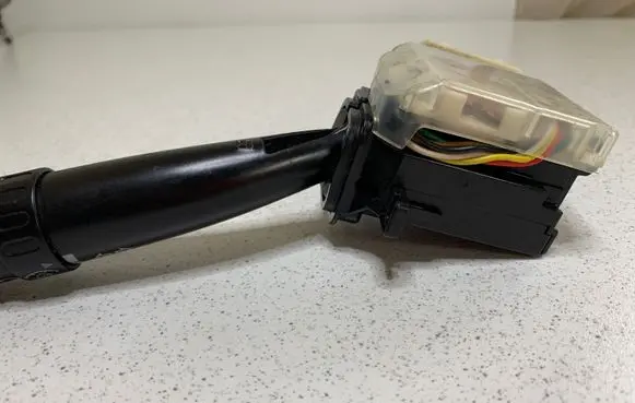 Subaru Outback Indicator stalk 17A089A