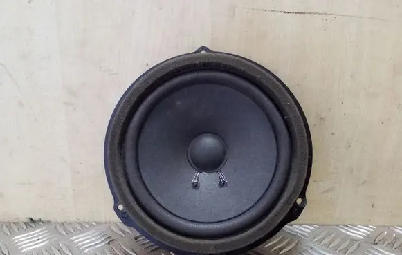 Ford Focus Front door speaker AA6T18808AA