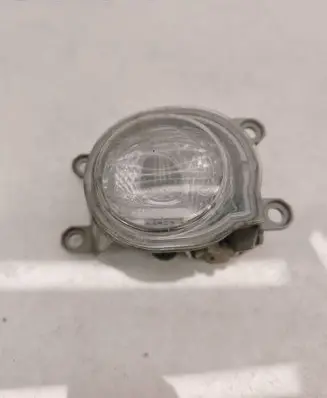 Toyota C-HR I Front fog light 190585