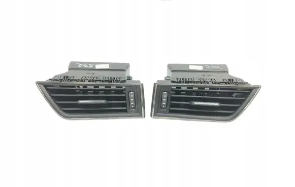 Skoda Superb B8 (3V) Dashboard air vent grill cover trim 3V0819701D