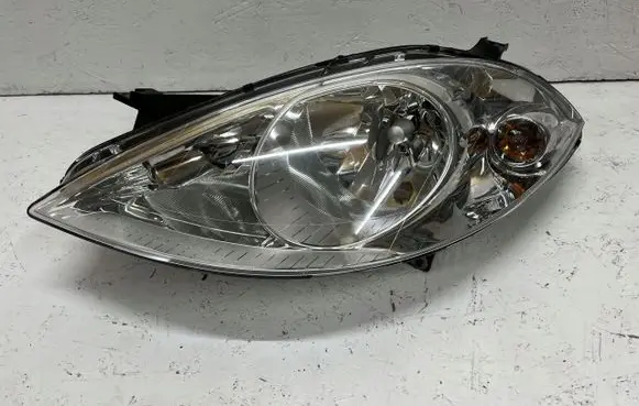 Mercedes-Benz A W169 Headlight/headlamp A1698200161