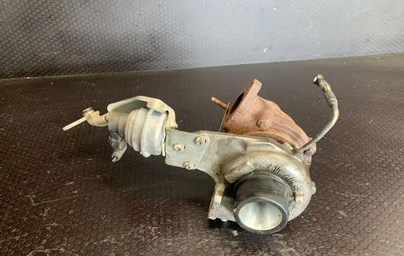 Opel Insignia A Turbo 55570748 7861371 MBW07605R