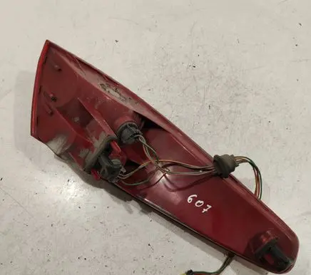Peugeot 607 Rear/tail lights