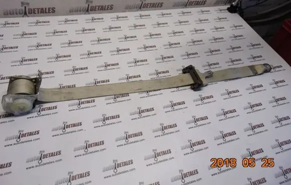 Lexus LS 430 Middle seatbelt (rear) 7D6950