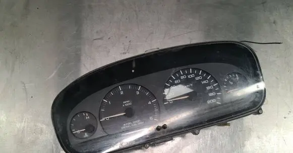 Chrysler 300M Speedometer (instrument cluster) 04685268Z 81692A AN2574101114
