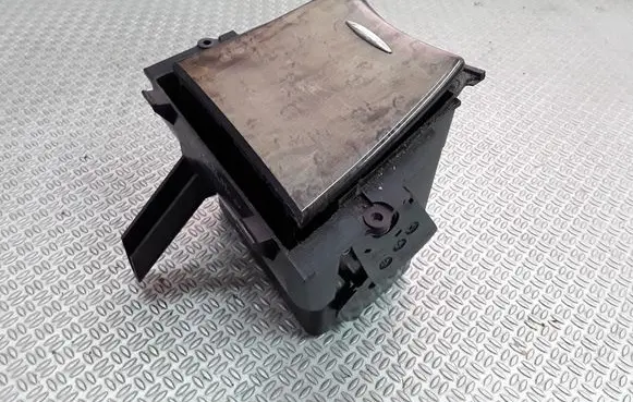 Mercedes-Benz E W211 Ashtray (rear) A2116800350