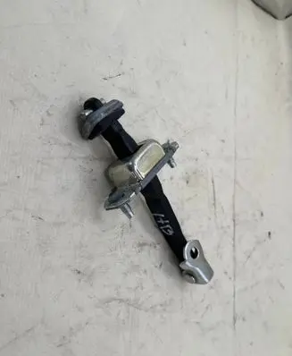 Subaru XV Rear glass lock/latch C566 62124FJ000