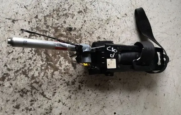 Volvo C30 Front seatbelt 6263561545