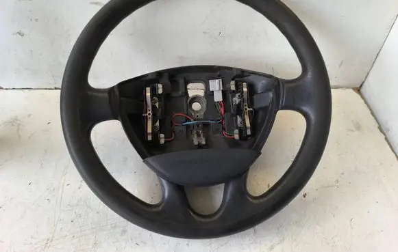 Renault Trafic II (X83) Steering wheel 8200201344