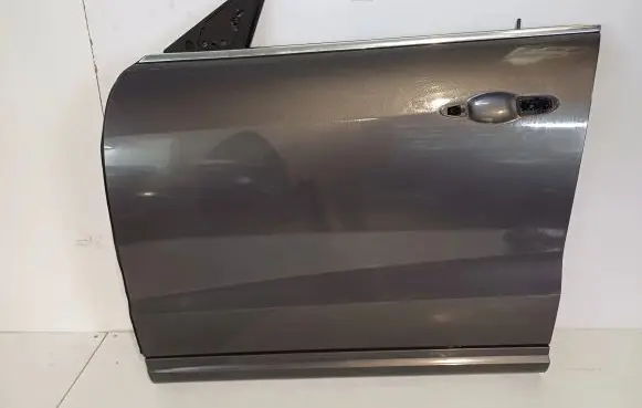 Maserati Levante Front door HP29049A