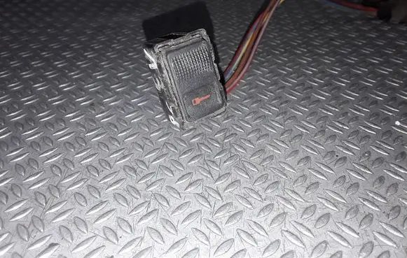 Audi A3 S3 8L Central locking switch button 8L0962107