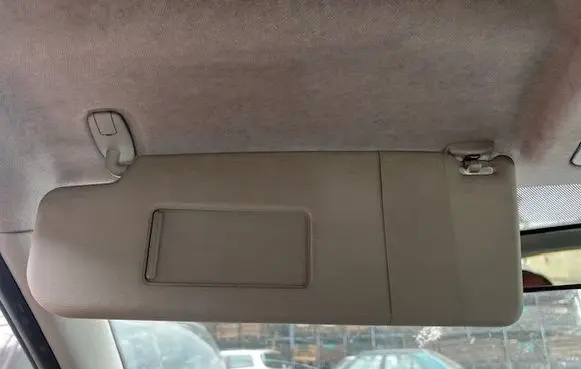 Skoda Fabia Mk2 (5J) Sun visor 