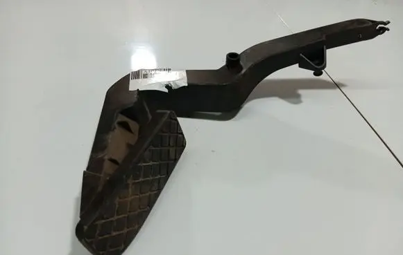 Audi A4 S4 B5 8D Accelerator throttle pedal