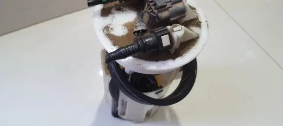 Nissan Almera N16 Fuel level sensor 0580300006 382043