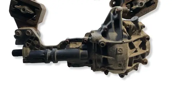Dodge RAM 1500 DS Engine cover (trim) P68257421AD T03UL3567J1077