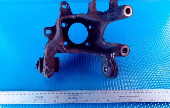 Toyota Avensis T270 Rear wheel hub 4231405120