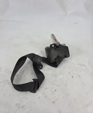 Volvo V50 Rear seatbelt 8665537