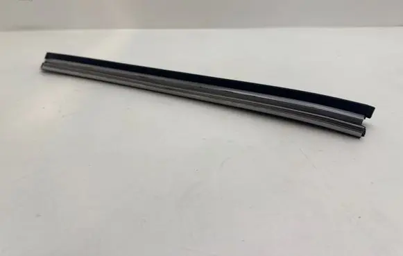 Windshield trim