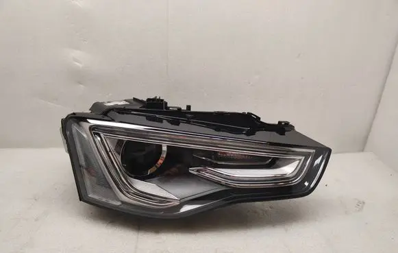 Audi A5 Headlight/headlamp 8T0941006C