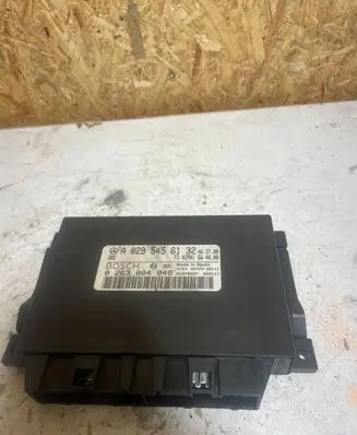 Mercedes-Benz E W211 Parking PDC control unit/module A0295456132 0263004048