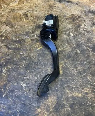 Peugeot 308 Accelerator throttle pedal 86ET38