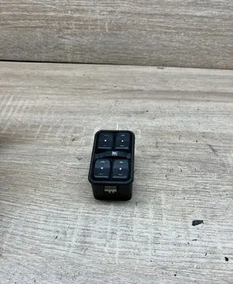Opel Zafira A Electric window control switch 90561086 13363401