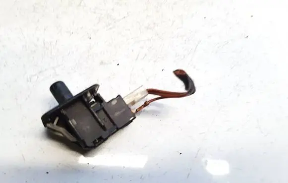 Mercedes-Benz C W202 Front door sensor 2028202110 30010101