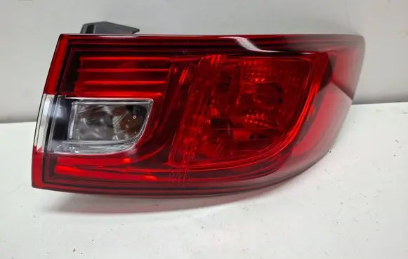 Renault Clio IV Rear/tail lights S27639839 265502631R