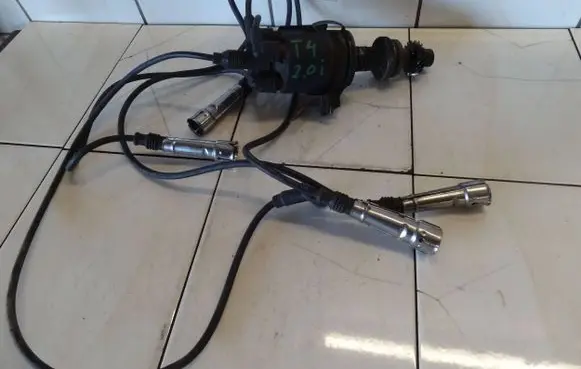 Volkswagen Transporter - Caravelle T4 Spark distributor 
