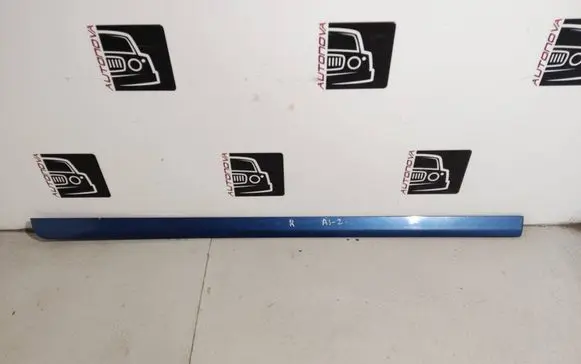 Audi A3 S3 8P Front door trim (molding)