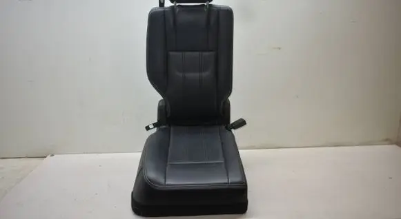 Chrysler Town u0026 Country V Rear seat 