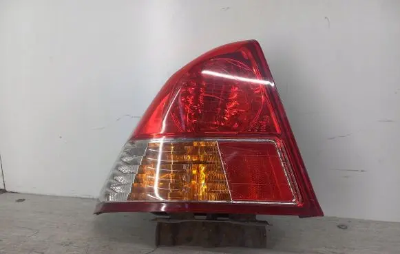 Honda Civic Rear/tail lights P2662L