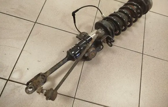 BMW 7 F01 F02 F03 F04 Front shock absorber with coil spring 6796925 679692502