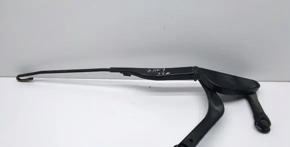 BMW 7 E38 Front wiper blade arm 8352020 6161835202013