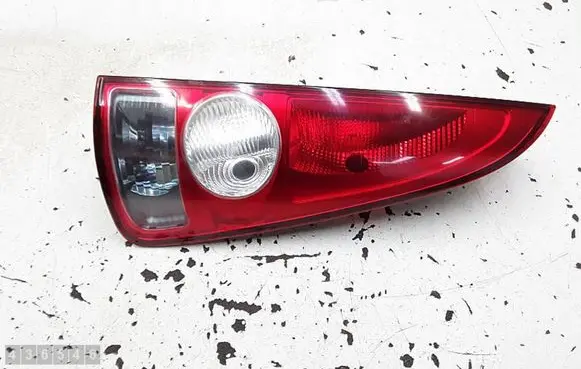 Renault Espace IV Rear/tail lights 8200027152