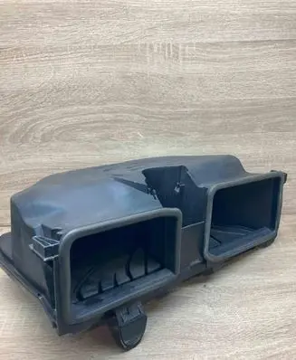 Mercedes-Benz E W212 Cabin air duct channel A2128300203 SP6037
