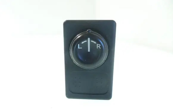 Nissan Almera Tino Wing mirror switch
