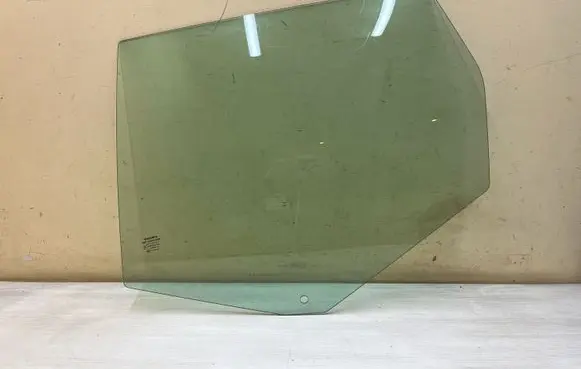 Volvo XC60 Rear door window glass 43R001105