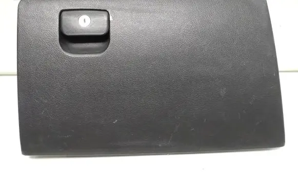 Hyundai Santa Fe Glove box 845112B000