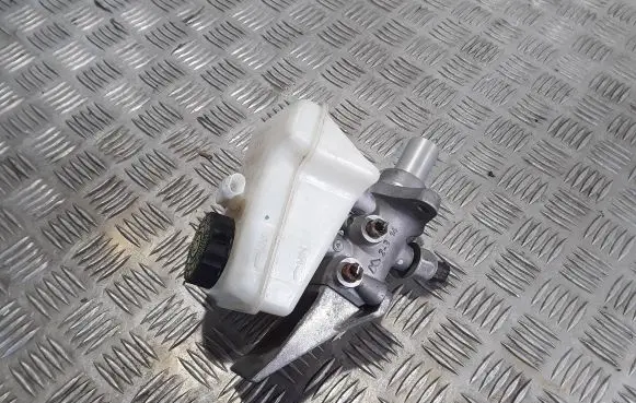 Mercedes-Benz ML W164 Master brake cylinder A1644300202