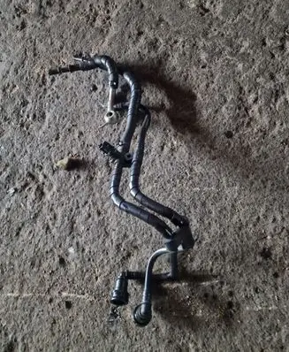 Hyundai Santa Fe Fuel main line pipe
