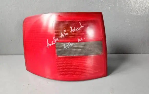 Audi A6 S6 C5 4B Rear/tail lights 397109999 4B9945095D 39710383
