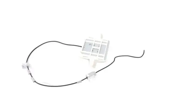Toyota RAV 4 (XA40) Aerial antenna amplifier 8686042051