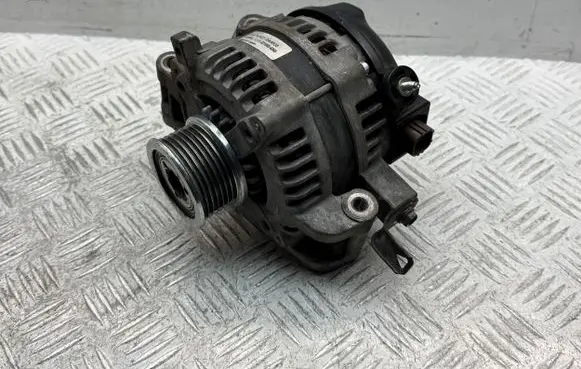 Toyota Verso Generator/alternator 270600G011 0210806060