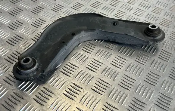 Chrysler Pacifica Rear control arm 68235367A 25418
