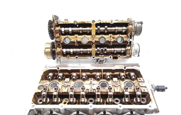 Seat Leon (1P) Engine head 03C103358AK 03C103475BC