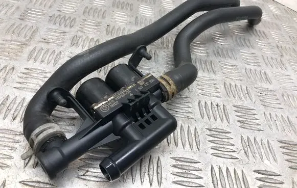 BMW 5 F10 F11 Coolant heater control valve 9119164 110127 1147412200