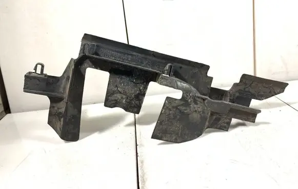 Volkswagen Golf V Intercooler air guide/duct channel 1K0121283D