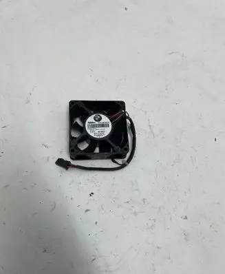 BMW 5 F10 F11 Engine control unit/module fan 6515698307502 698307502 6983075
