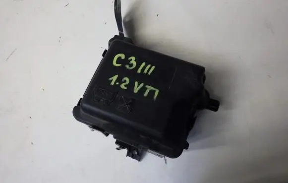Citroen C3 Fuse box cover